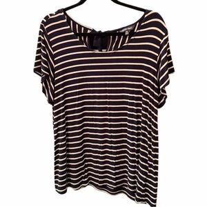 Ellen Tracy Black and Cream Striped Short Sleeve Tee